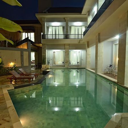 Griya Sunset Kuta Hotel Kuta Lombok Exterior foto