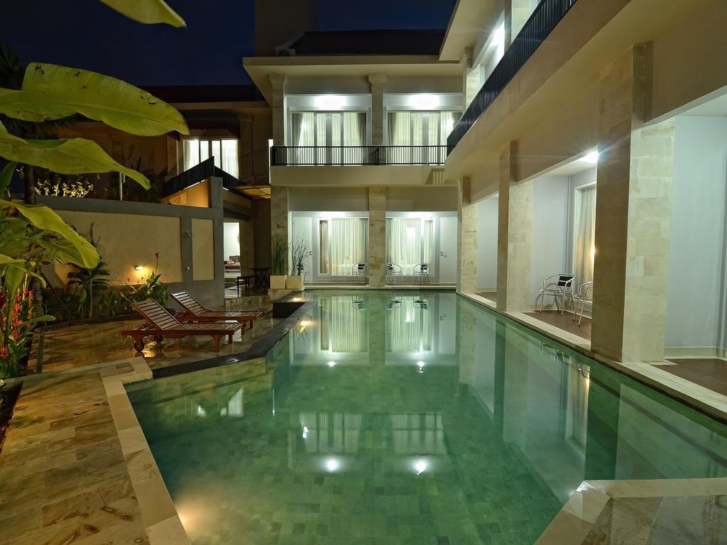 Griya Sunset Kuta Hotel Kuta Lombok Exterior foto